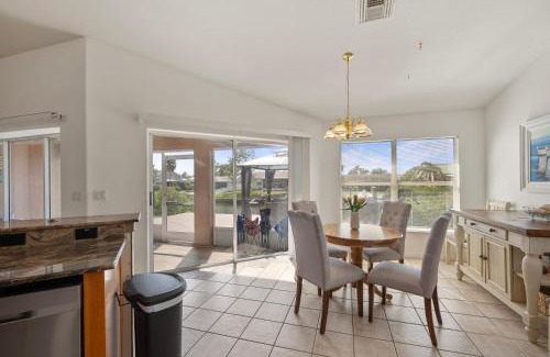 Apollo Beach Casa | Apollo Beach Waterfront 4BR with Dock and Near Tampa