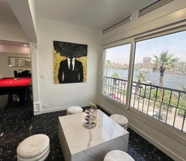 Oula Apartamento | APOLO- 3 Bedroom Luxury Nile View Apartment
