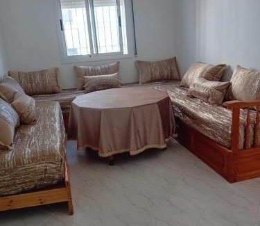 Al Hoceima Apartamento | App met uitzicht op de bergen en zee