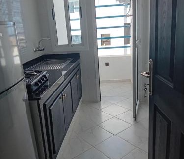 Al Hoceima Apartamento | App met uitzicht op de bergen en zee