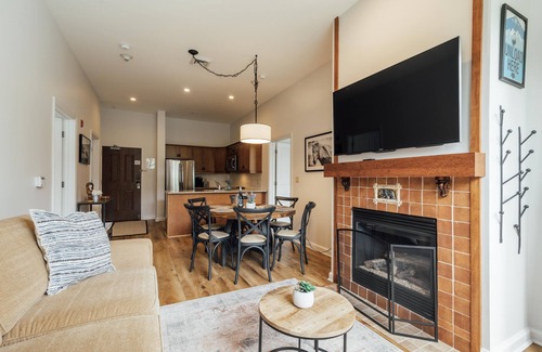 Vernon Condominio | Appalachian @ Mtn Creek Pool Hot Tubs Sauna Gym Deck Mtn Front #136