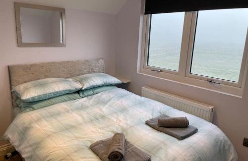 Kilnwick Apartamento | Appaloosa suite with amazing views of stud farm.