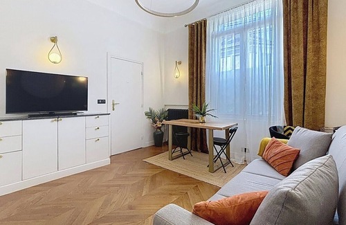 Vanves Apartamento | Apparently in Porte de Paris with parking