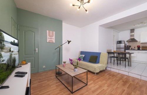Saint-Serge Apartamento | Appart calme avec parking proche place Ney