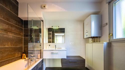Montchapet Apartamento | Appart Confort Max 6 Personnes Parking Gratuit