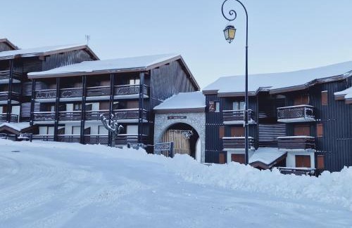 Montalbert Apartamento | Appart cosy 2P+coin montagne, ski aux pieds, proche commerces - FR-1-755-11