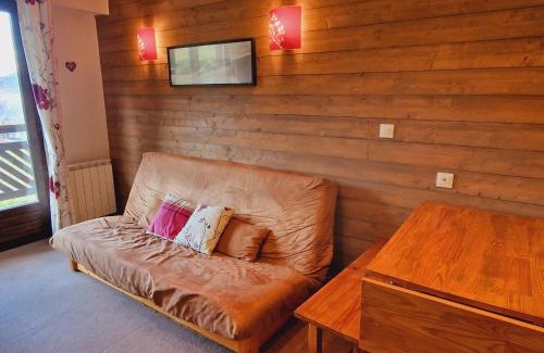 Montalbert Apartamento | Appart cosy 2P+coin montagne, ski aux pieds, proche commerces - FR-1-755-11