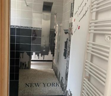 Fourchambault Apartamento | Appart Fourchambault 6/8 personnes rez de chaussée