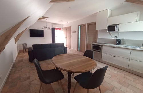 Saint-Clement-des-Levees Apartamento | Appartement Cosy en Bord de Loire