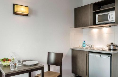 Le Port sous la Lune Apartamento | Appart'hotel Vacancéole Paris Quai de Marne