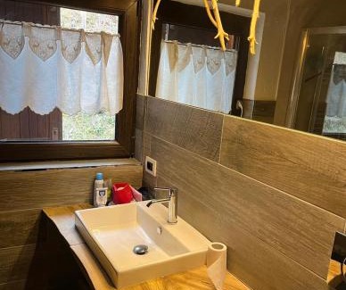 Mezzana Casa | APPARTAMENT La locanda delle pulci Bio Welness