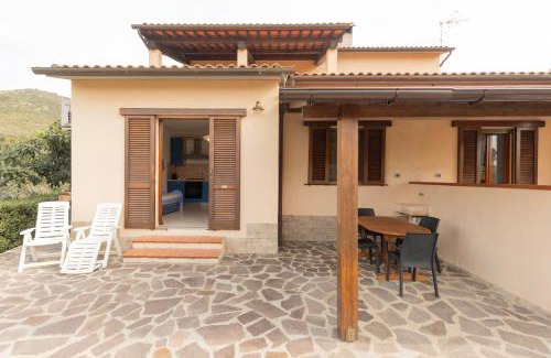 Lacona Casa | Appartamenti La Chiocciola - Helloelba