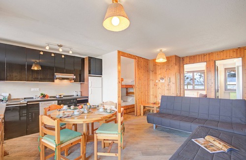 Sauze d'Oulx Apartamento | Appartamento Bellevue Richardette, Sauze d'Oulx, Italy