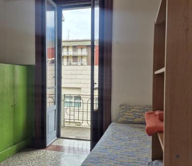 Lecco Casa | Appartamento completo o Camere private, Lecco Centro vicino alla stazione e al lago