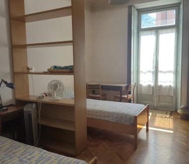 Lecco Casa | Appartamento completo o Camere private, Lecco Centro vicino alla stazione e al lago
