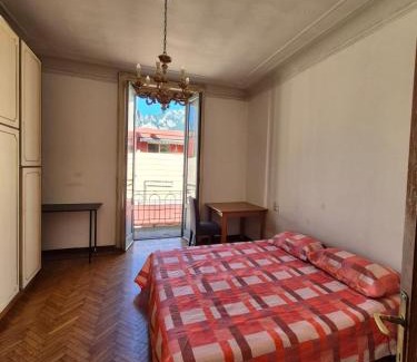 Lecco Casa | Appartamento completo o Camere private, Lecco Centro vicino alla stazione e al lago