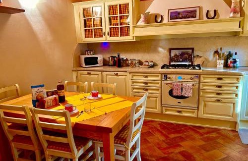 Regatola Apartamento | Appartamento Corte Antica con splendida Jacuzzi