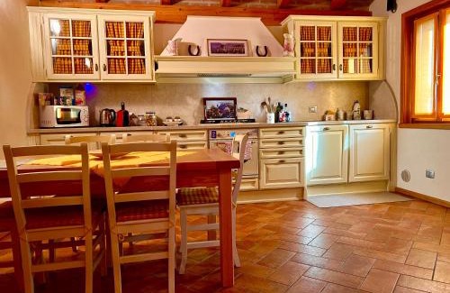 Regatola Apartamento | Appartamento Corte Antica con splendida Jacuzzi