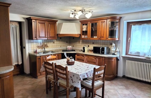 Chambave Apartamento | Appartamento di Montagna "LO Grop"