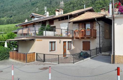 Bleggio Inferiore Apartamento | Appartamento Garda Dolomiti crocevia tra laghi e montagne