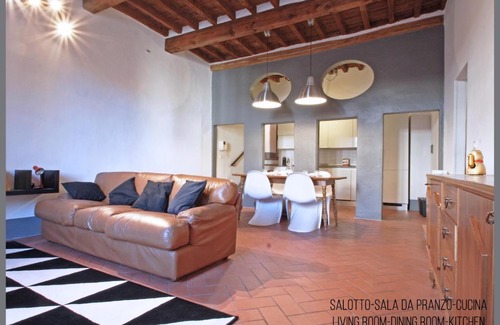 Pistoia Apartamento | Appartamento Il Fregio