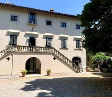 Empoli Apartamento | Appartamento in villa storica: Villa Giulia