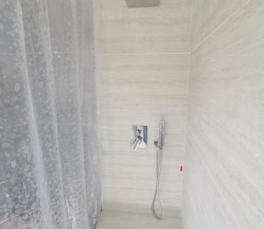 Falconara Marittima Apartamento | Appartamento relax con doccia emozionale