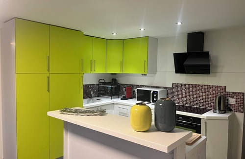Saint-Etienne-de-Cuines Apartamento | Appartement Climatisé de 95 Mètres Carrés à Saint Étienne de Cuines