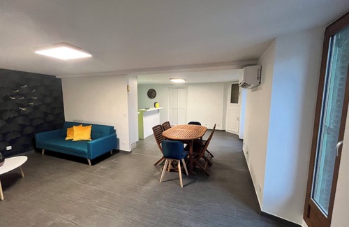 Saint-Etienne-de-Cuines Apartamento | Appartement Climatisé de 95 Mètres Carrés à Saint Étienne de Cuines