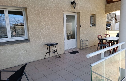 Le Pont-de-Beauvoisin Apartamento | Appartement Dans Notre Maison