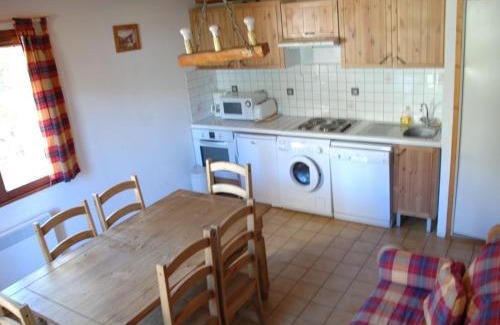 Valloire Apartamento | Appartement 2 chambres, 6 pers, animaux acceptés, balcon, proche parking - FR-1-263-75