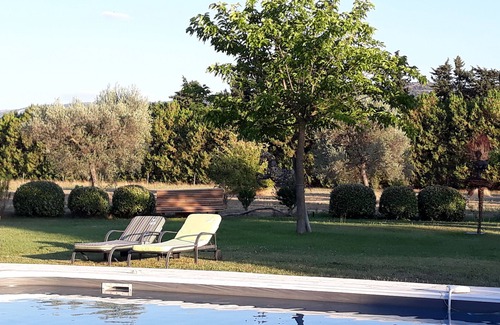 Lagnes Apartamento | Appartement 2 Chambres Dans Mas Xviiie - Vaste Parc Arboré Avec Piscine