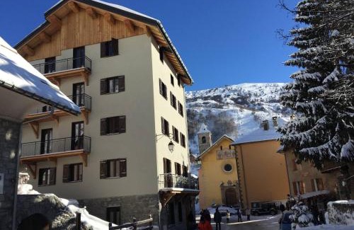 Valloire Apartamento | Appartement 4 pièces pour 8/9 personnes, exposé Sud, au centre de Valloire, proche télécabine et loisirs - FR-1-263-216
