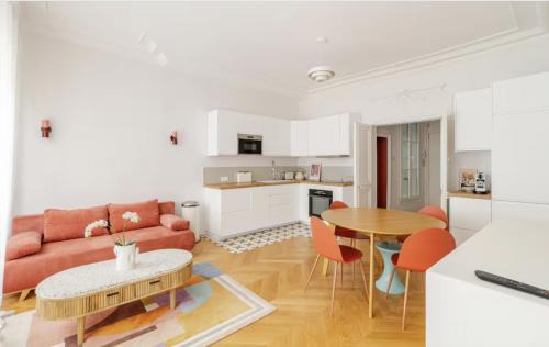 Quartier de la Porte-Saint-Denis Apartamento | Appartement 50 m² lumineux et refait à neuf