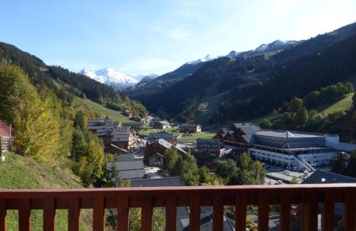 Meribel Centre Apartamento | Appartement au cœur de Méribel, 4 pers., balcon sud, proche pistes et commerces - FR-1-411-693