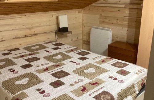 Le Chinaillon Apartamento | Appartement au pied des pistes avec balcon ensoleillé - 2 ch, 2 sdb, accès rapide au centre village - FR-1-467-85