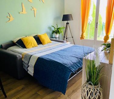 Bagnoles-de-l'Orne Apartamento | Appartement avec jardin