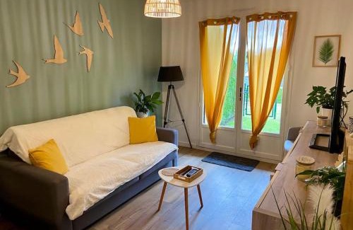 Bagnoles-de-l'Orne Apartamento | Appartement avec jardin