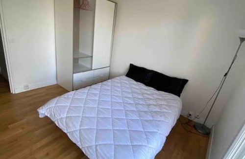 Magny-les-Hameaux Apartamento | Appartement avec deux balcons