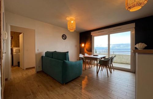 Publier Apartamento | Appartement avec piscine et parking à Évian-les-Bains - FR-1-498-109