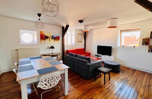 Chalons-en-Champagne Apartamento | Appartement coeur centre-ville cosy et chaleureux rue Carnot