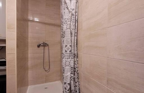 Remoulins Apartamento | Appartement centre-ville.