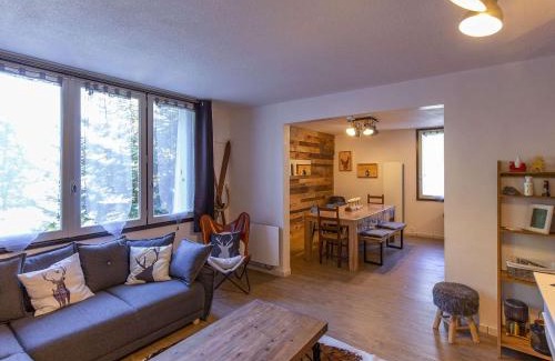 Eaux-Bonnes Apartamento | Appartement chaleureux 8 pers, 3 chambres, proche pistes à Eaux-Bonnes - FR-1-400-35