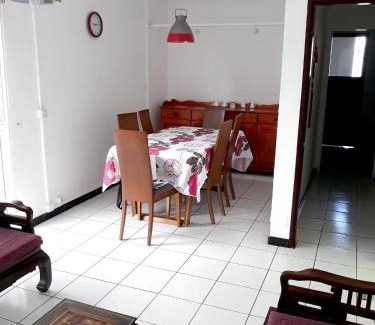 Saint-Denis Apartamento | Appartement charmant à Saint-Denis, 46 m², parking inclus.