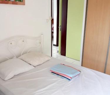 Saint-Denis Apartamento | Appartement charmant à Saint-Denis, 46 m², parking inclus.