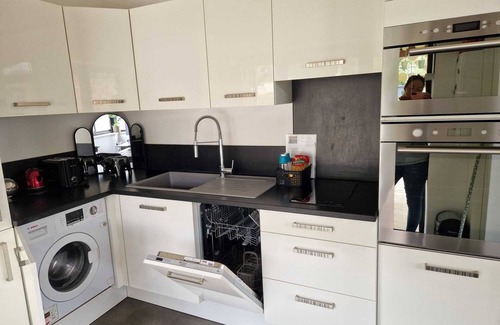 Brouzet-les-Ales Apartamento | Appartement Climatisé