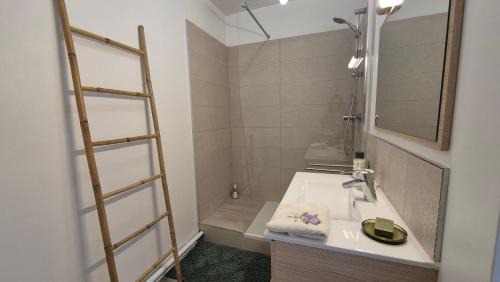 Mont-Saint-Aignan Apartamento | Appartement Clara Parking Gratuit