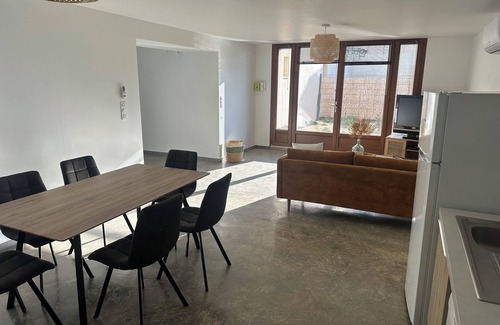 Pouzilhac Apartamento | Appartement Climatisé Avec Extérieur