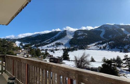 Greolieres les Neiges Apartamento | Appartement confort, vue sur les pistes, Gréolières-les-Neiges