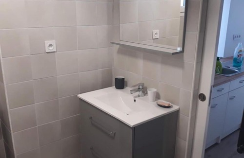 Prunieres Apartamento | Appartement cosy au calme La Salamandre